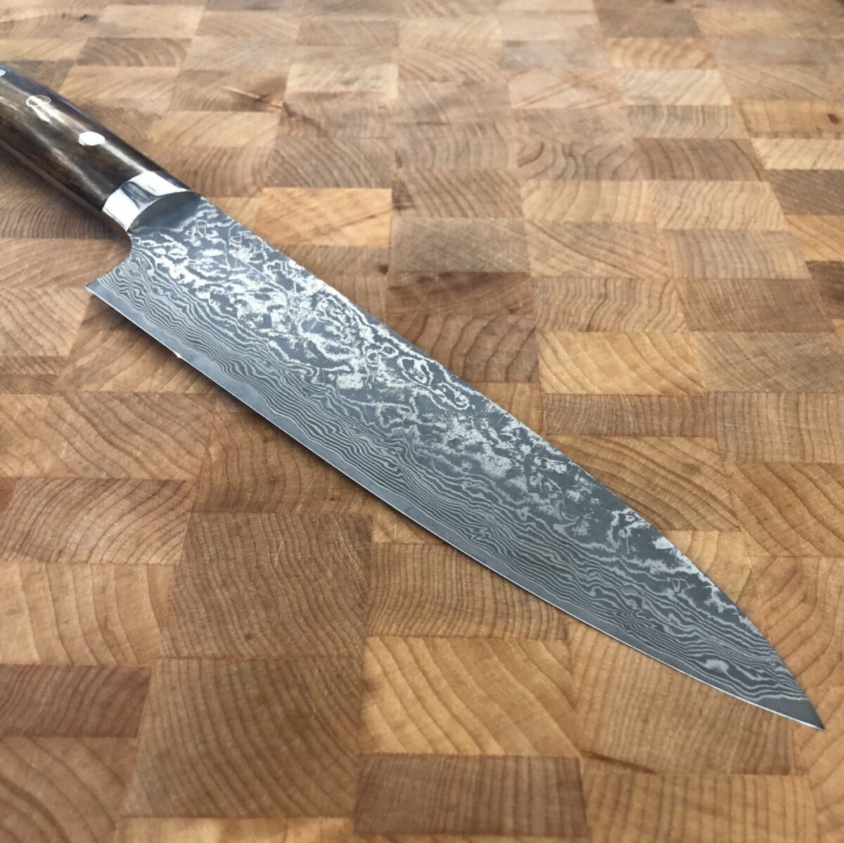 21cm Kokkekniv "Ironwood" damask, R2 - SAJI